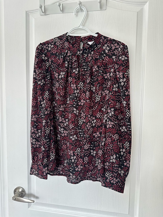 Reitmans Tops - NWOT Ditsy Floral Mock Neck Long Sleeve Flowy Blouse Black Pink Boho Chic Sz L